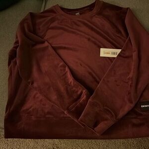 DKNY Sport women’s velvet crew neck..size small